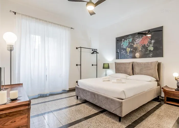Piazza Vescovio Spazioso Trilocale